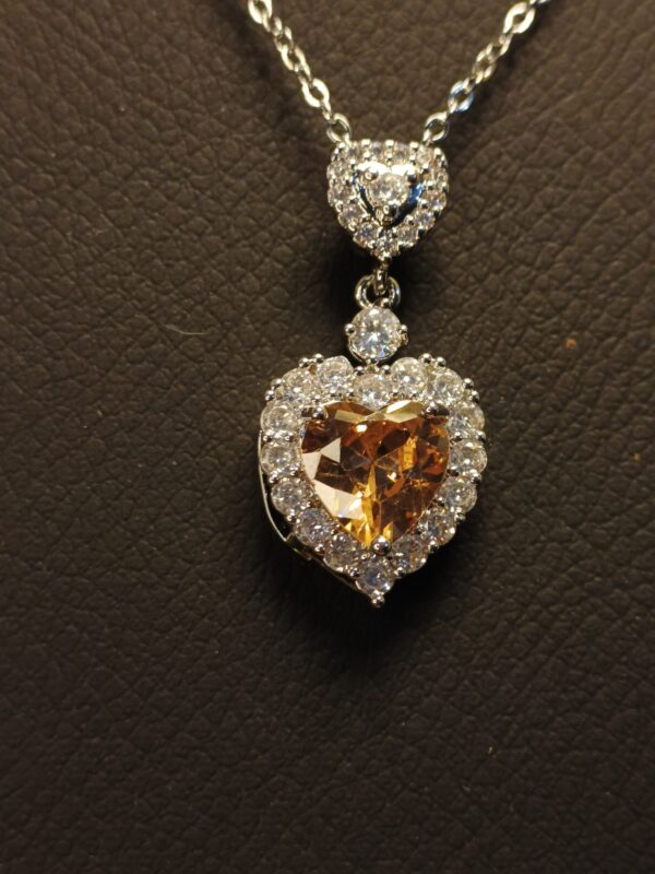 Royal Heart Necklace Set - Image 6
