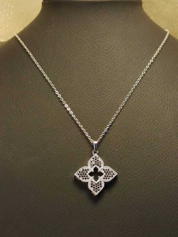 Silver Clover Necklace & Earring Set - Image 7