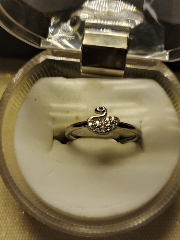 Swan Grace Ring - Image 2