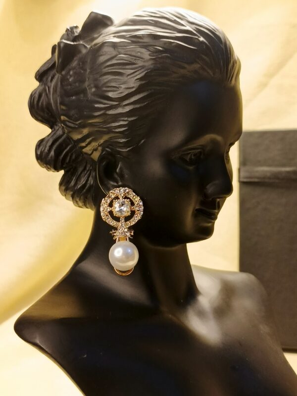 Elegant Crystal & Pearl Double-Sided Earrings - Image 2