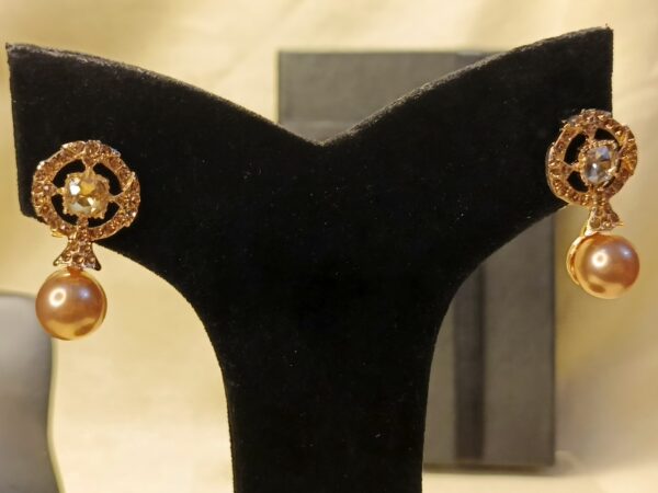 Elegant Crystal & Pearl Double-Sided Earrings - Image 8