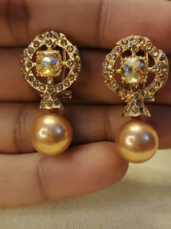 Elegant Crystal & Pearl Double-Sided Earrings - Image 9