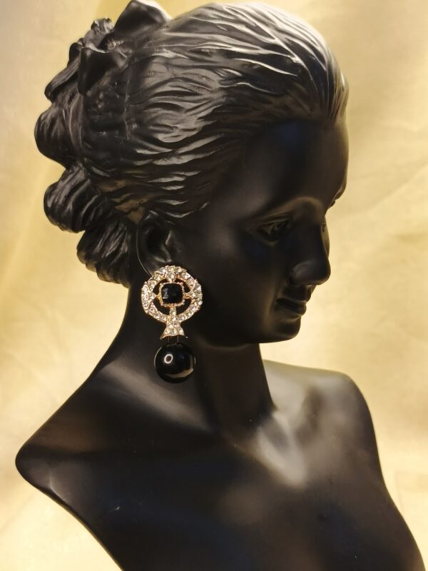 Elegant Crystal & Pearl Double-Sided Earrings