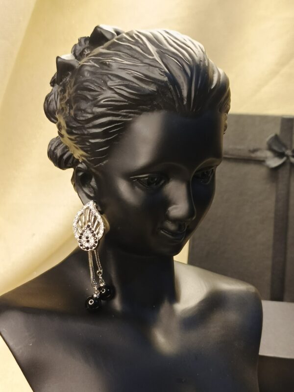 Elegant Dual-Tone Leaf & Pearl Dangle Earrings - Image 2