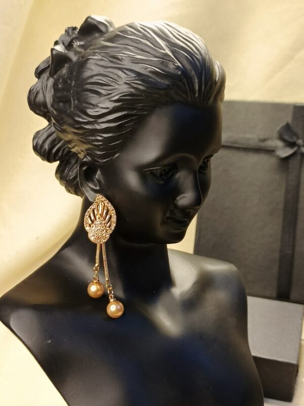 Elegant Dual-Tone Leaf & Pearl Dangle Earrings